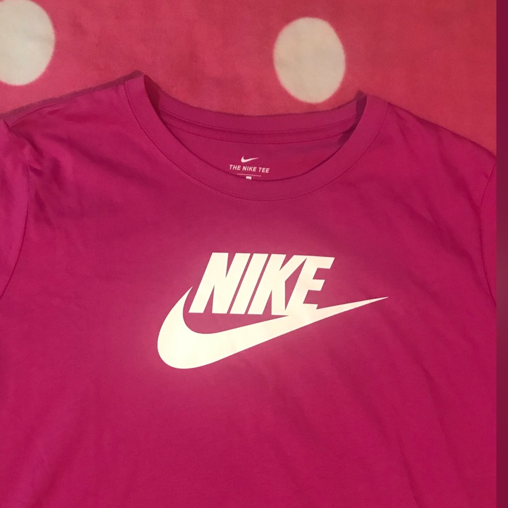 🌸Nike plus size shirt🌸 - Picture 5 of 7